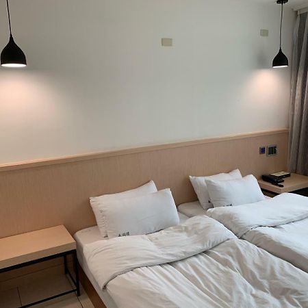 Taihu Hotel Sun Moon Lake Yuchi Exterior photo