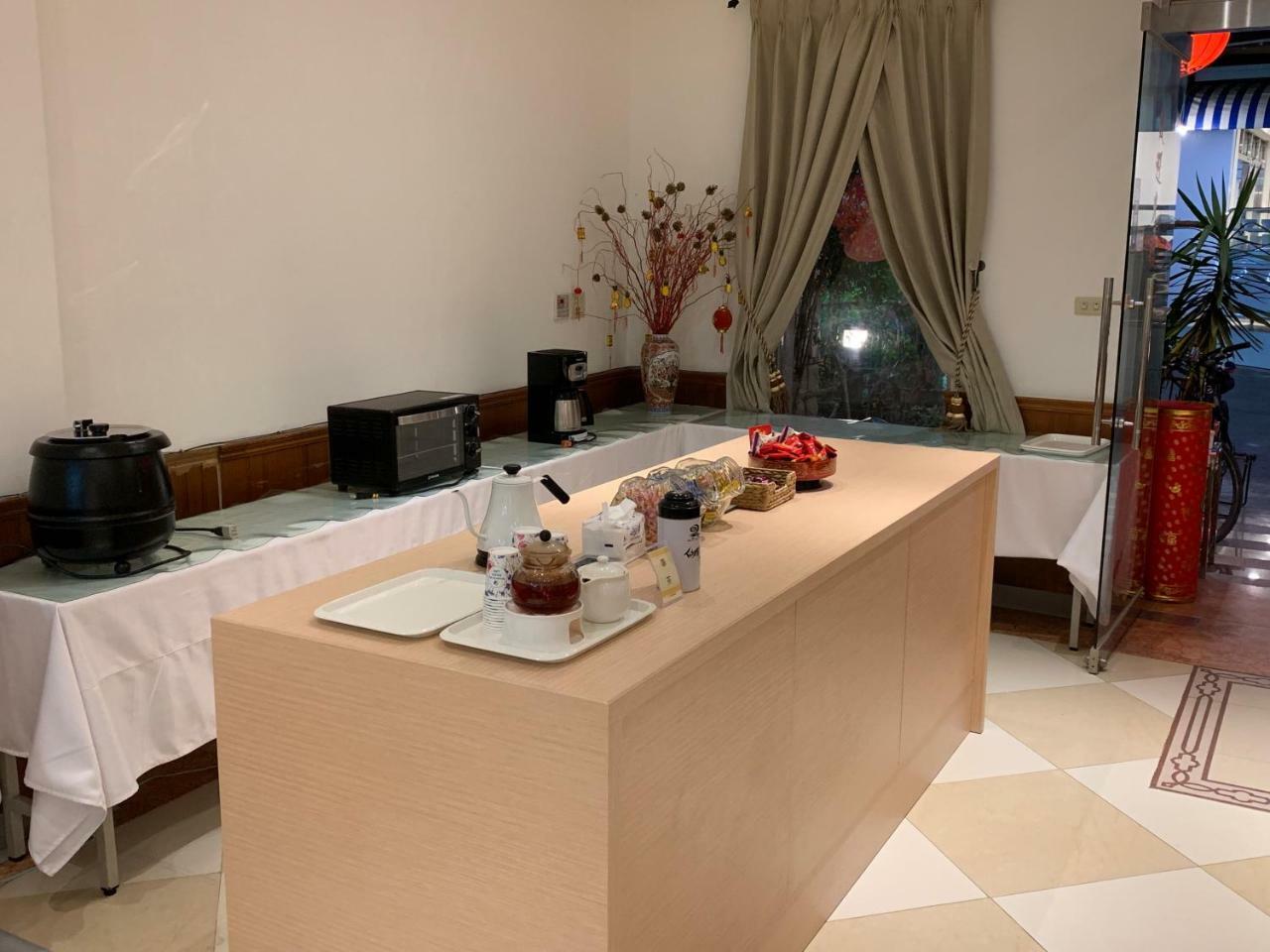 Taihu Hotel Sun Moon Lake Yuchi Exterior photo